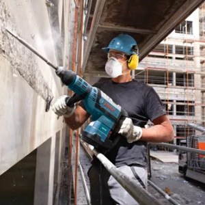 Bosch Rotary Hammer RH745-RT - Image 3