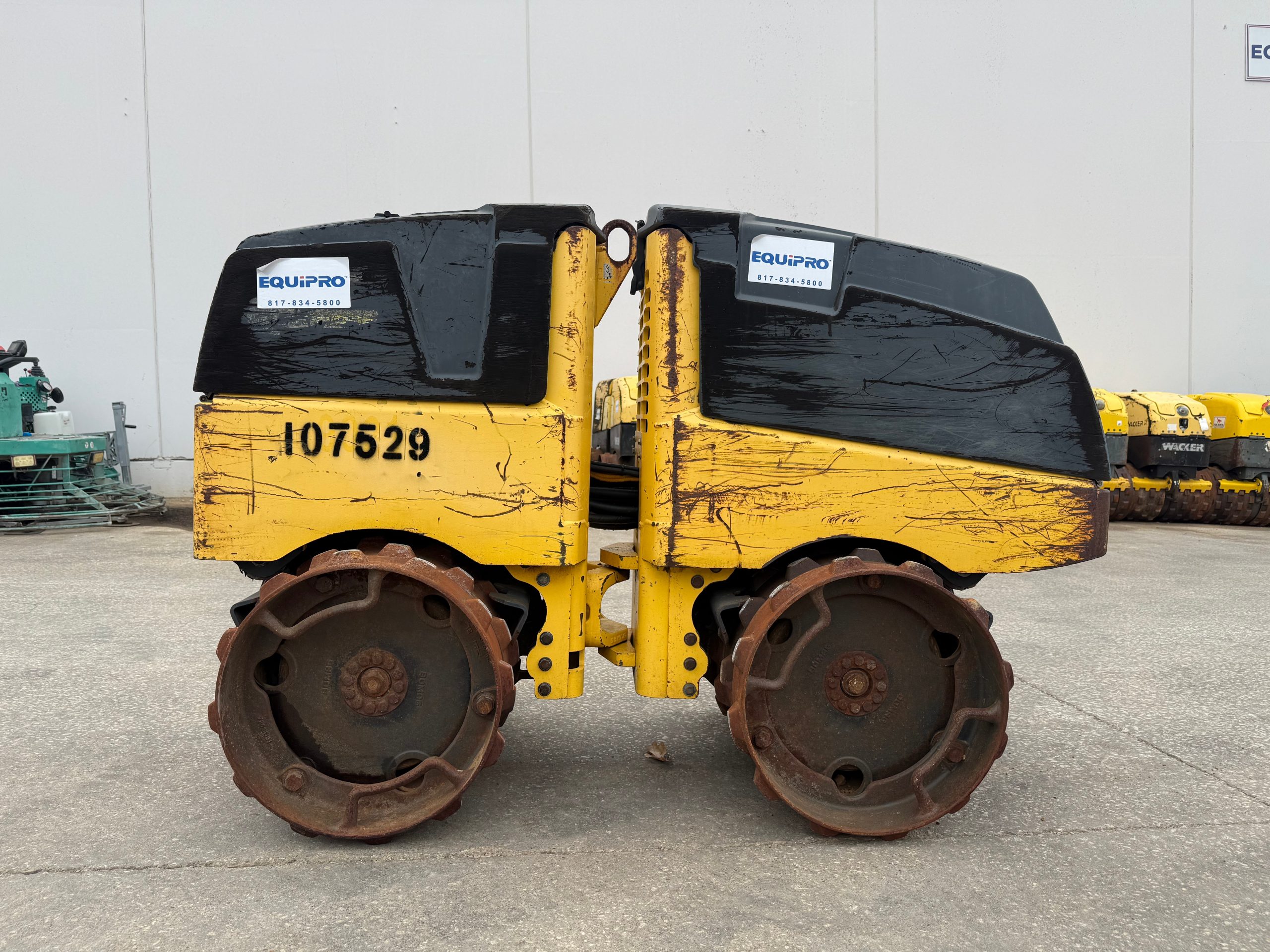 Used Bomag Trench Roller BM8500 - Image 1