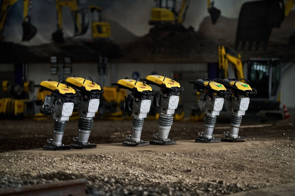 storing tamping rammers in proper place